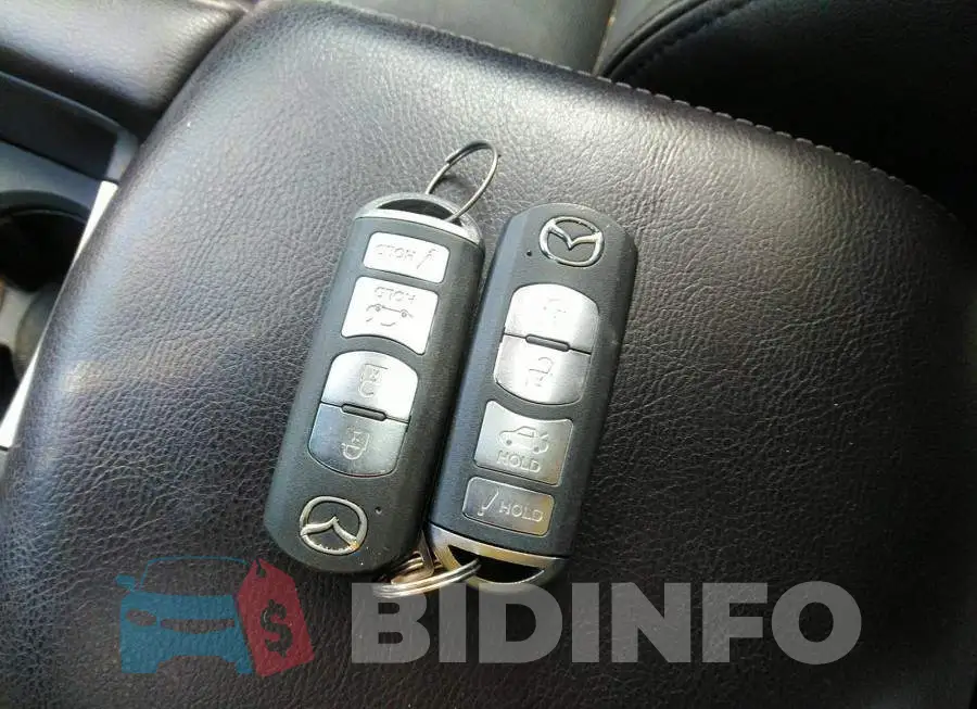 JM1BN1W3XJ1155264 Photo# 11