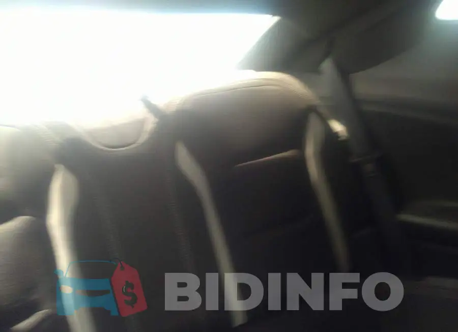 1G1FB1RS7H0122504 Photo# 8