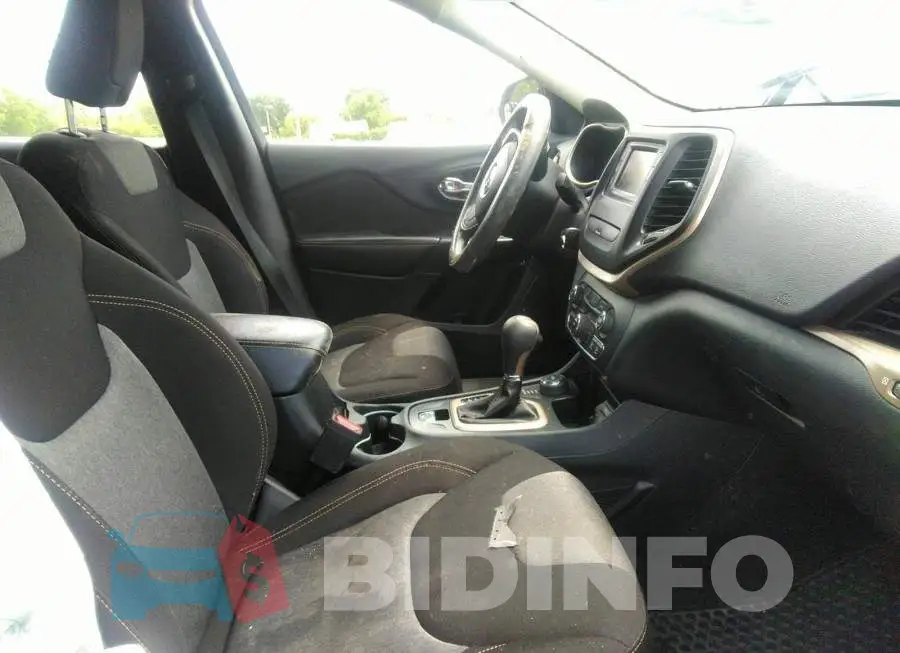 1C4PJMAB1GW331101 Photo# 5