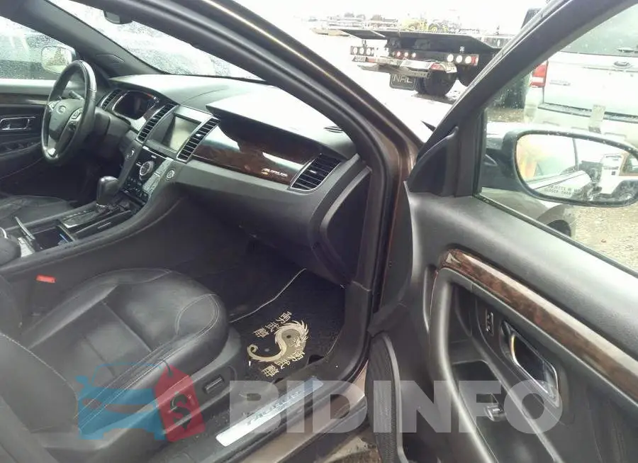 1FAHP2J87FG157738 Photo# 5