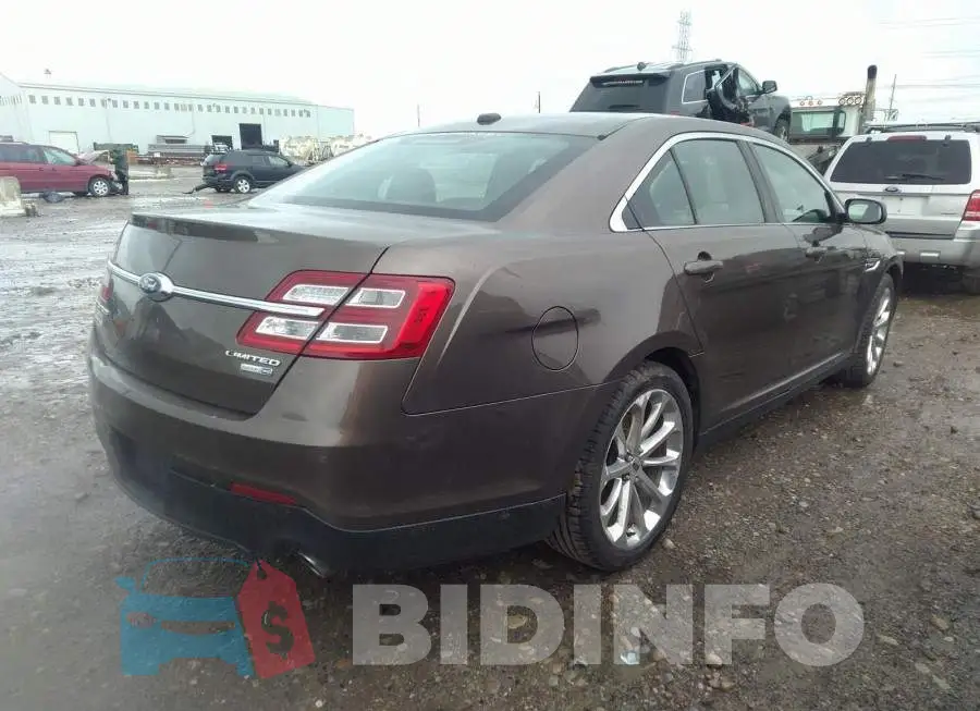 1FAHP2J87FG157738 Photo# 4