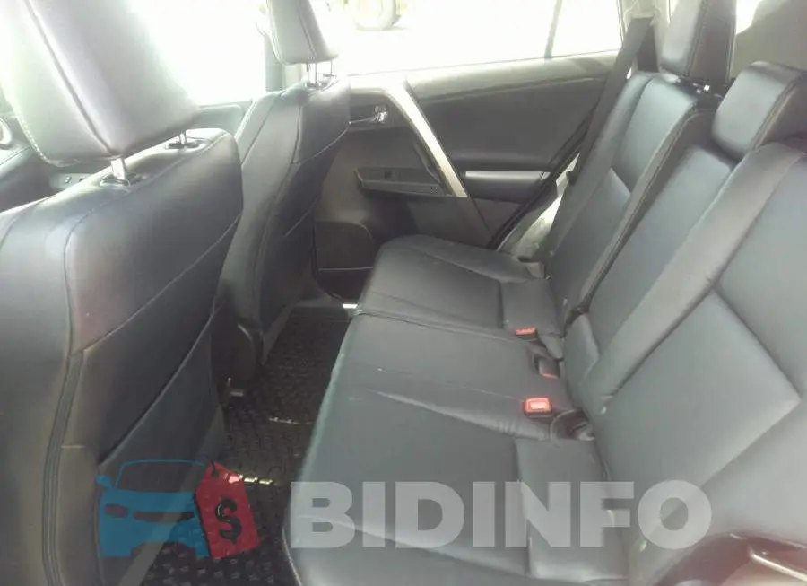 2T3DFREV8FW331261 Photo# 8
