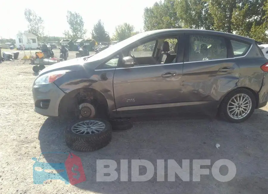 1FADP5CU9EL520637 Photo# 6