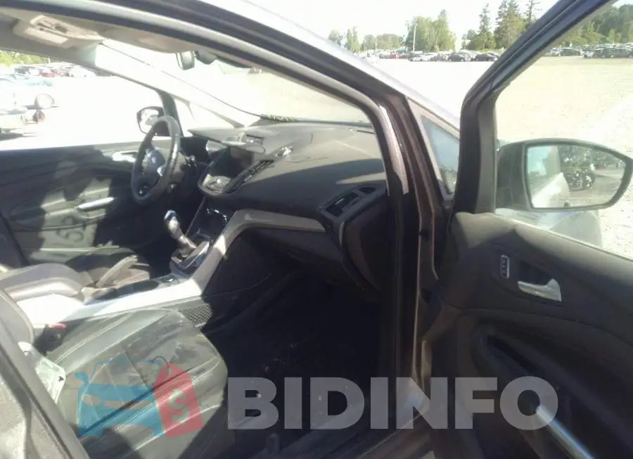 1FADP5CU9EL520637 Photo# 5