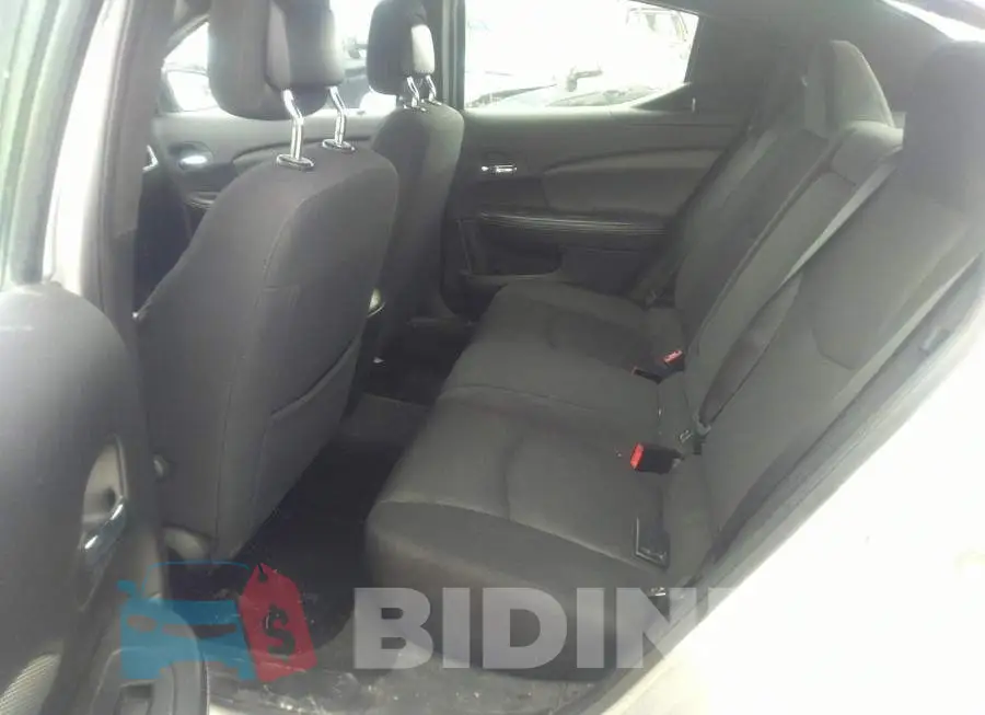 1C3CDZCB8CN238015 Photo# 8