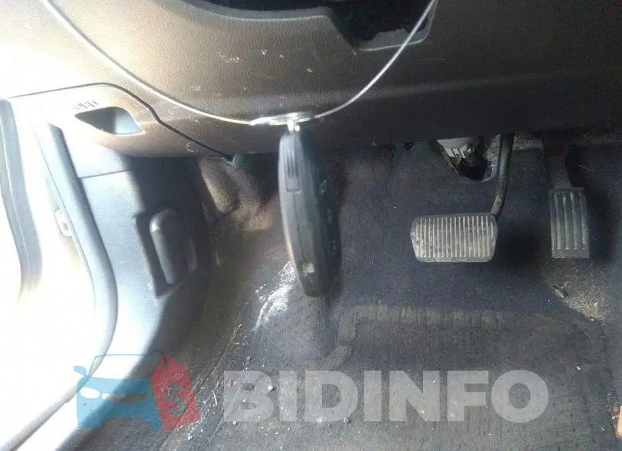 1FAHP3N28CL181481 Photo# 11