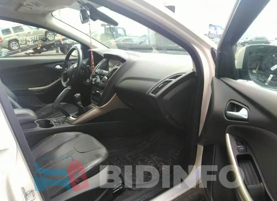 1FAHP3H21CL398124 Photo# 5