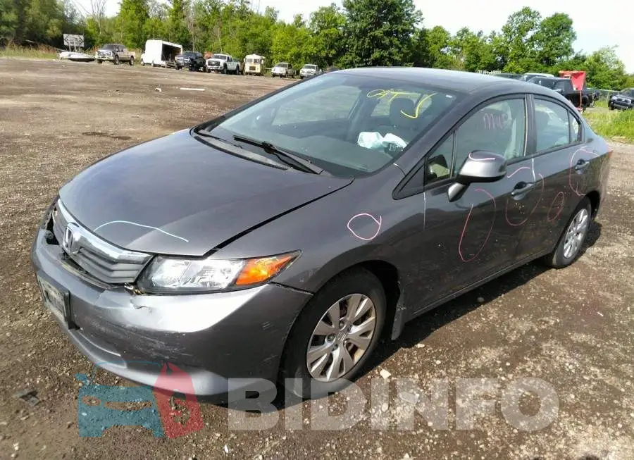 2HGFB2F48CH108023 Photo# 2