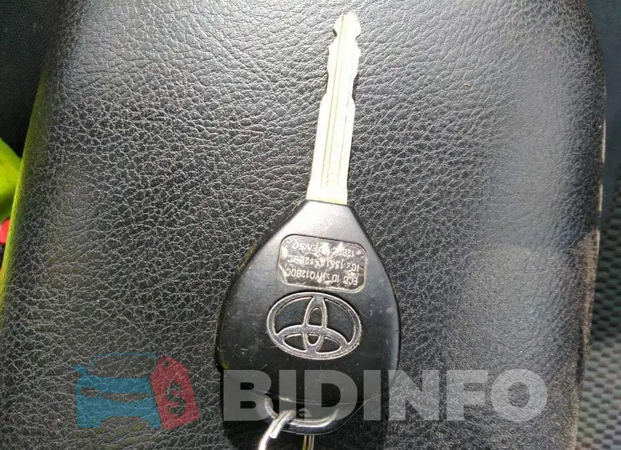 2T3RF4DV0CW197772 Photo# 11
