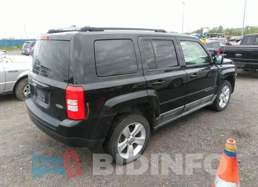 1J4NF2GB2BD127815 Photo# 4