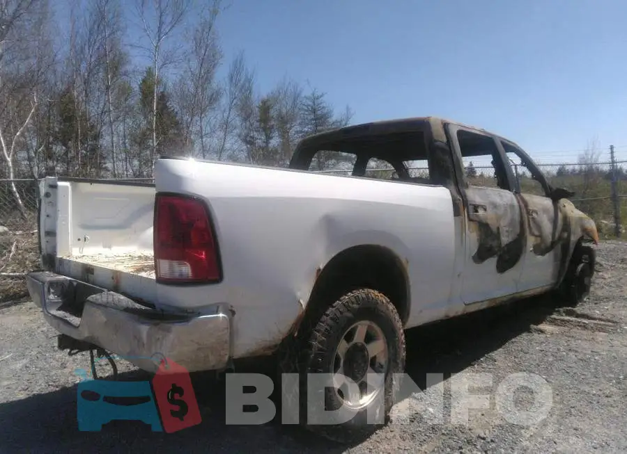 3D7TT2CT9AG178465 Photo# 4