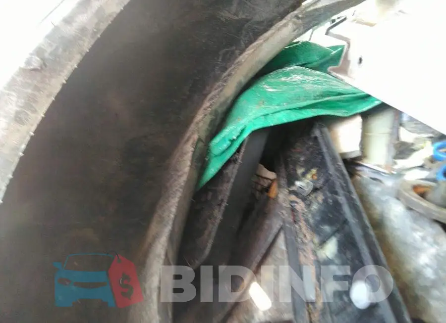 KNDJT2A22A7112105 Photo# 7