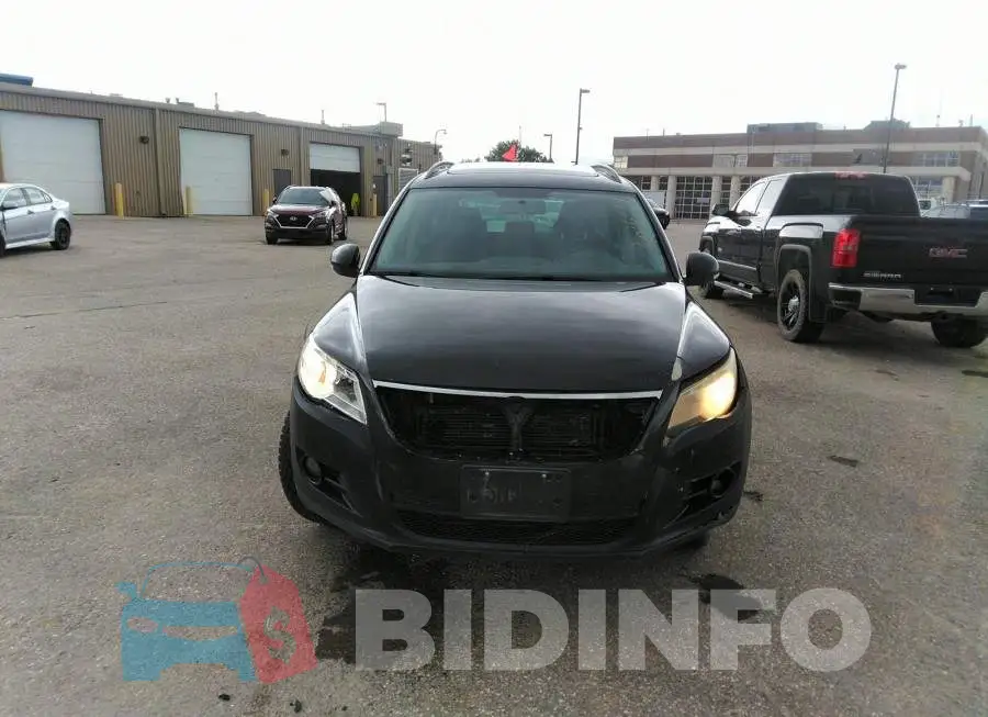 WVGBV7AX8AW508533 Photo# 6