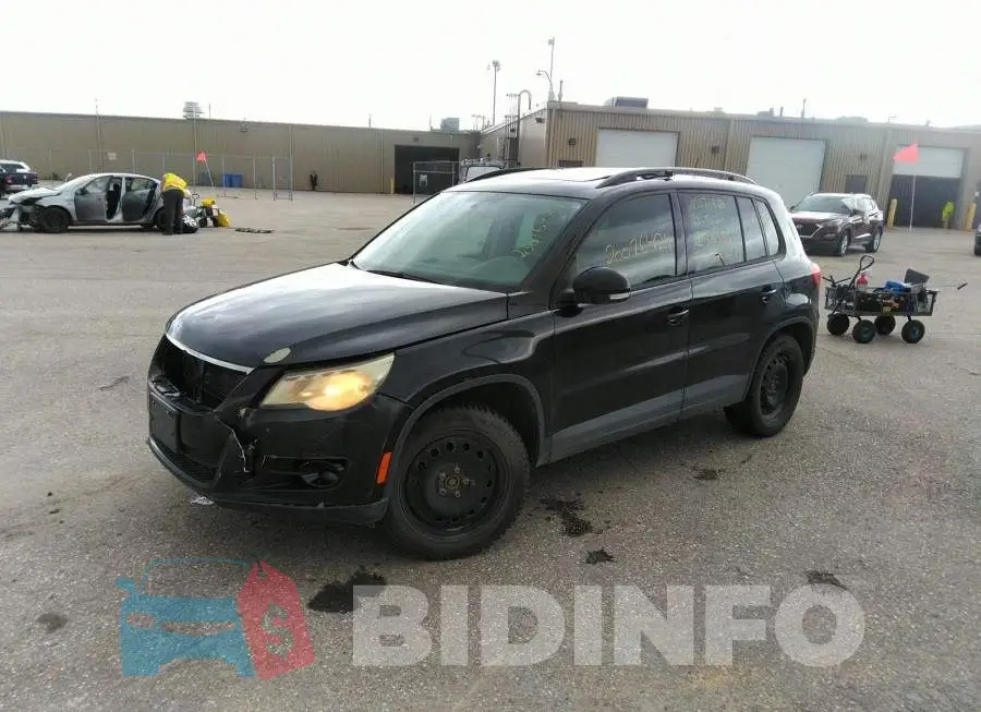 WVGBV7AX8AW508533 Photo# 2