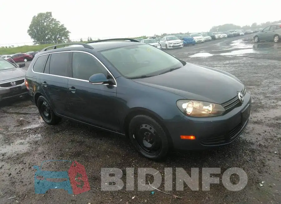 3VWMX7AJ3AM649574 Photo# 1
