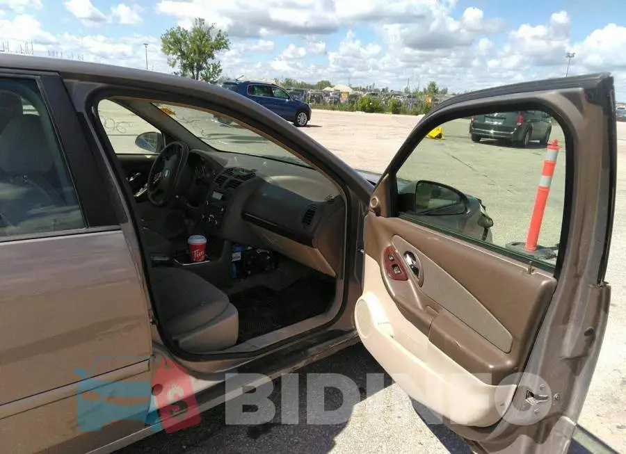 1G1ZT58N17F134091 Photo# 5