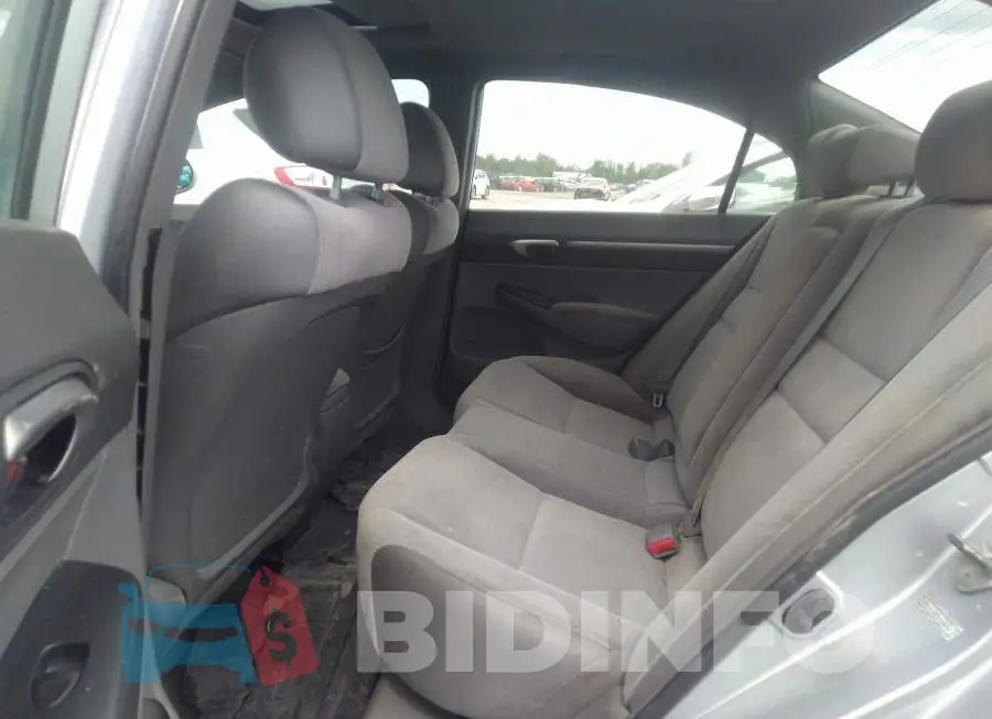 2HGFA16827H008943 Photo# 8
