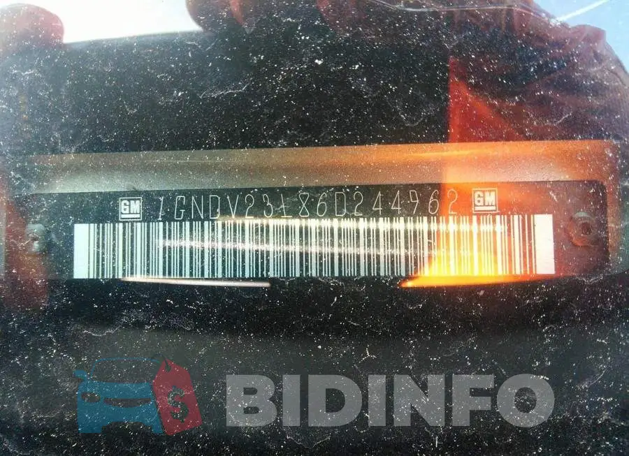 1GNDV23L86D244962 Photo# 9