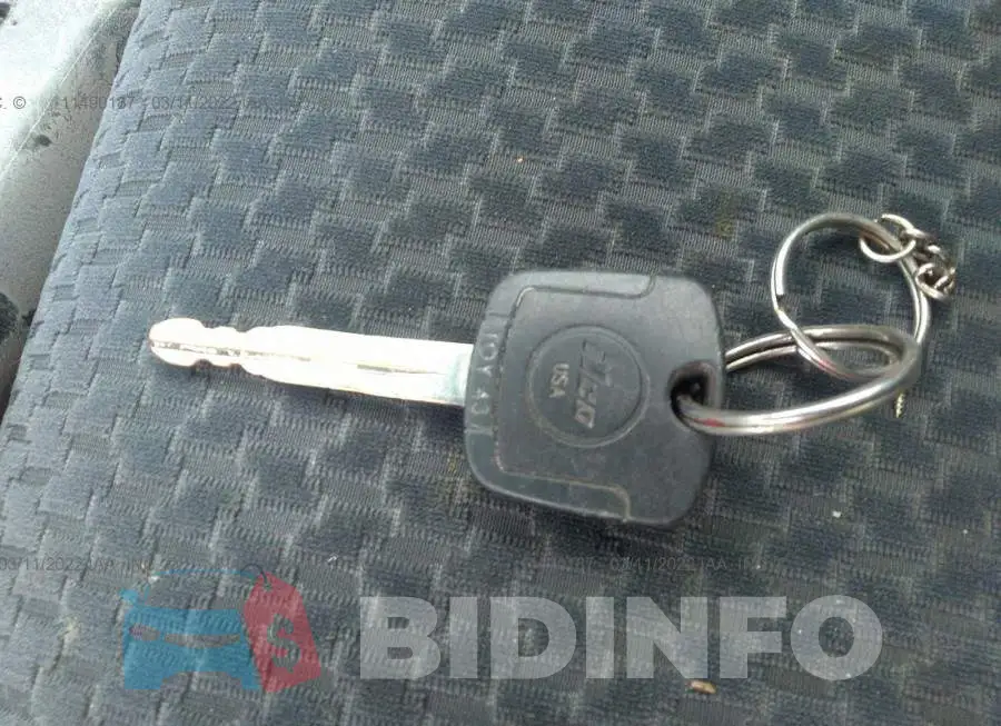 2T1BR32E75C871757 Photo# 11