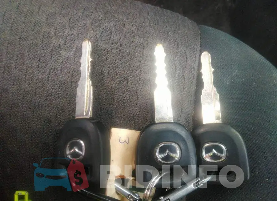 JM1BK12F251279981 Photo# 11