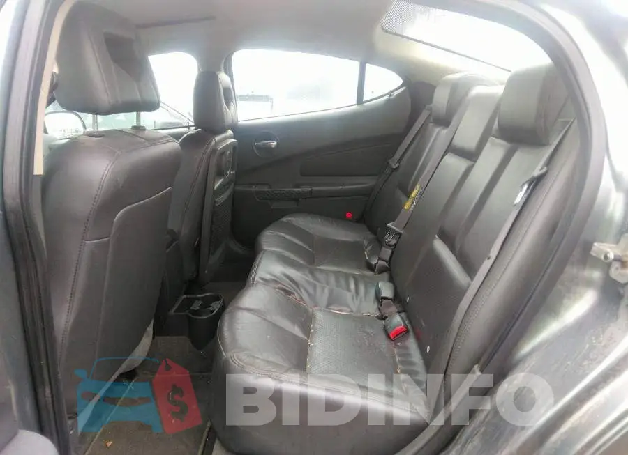 2G2WS522451141914 Photo# 8
