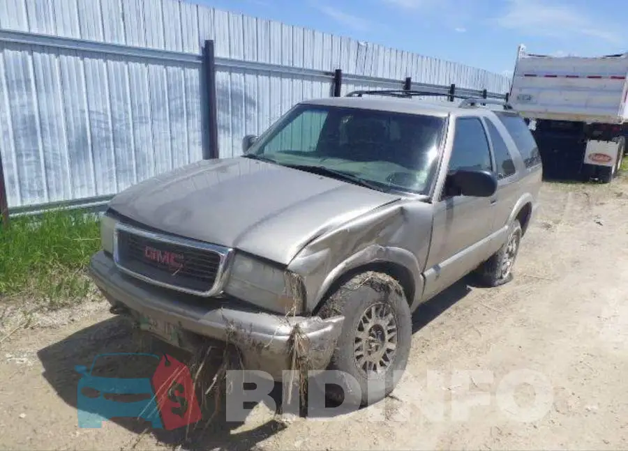 1GKCT18W02K184225 Photo# 2
