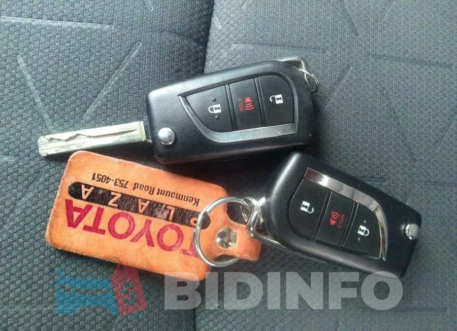 2T3Z1RFV5KW021498 Photo# 11
