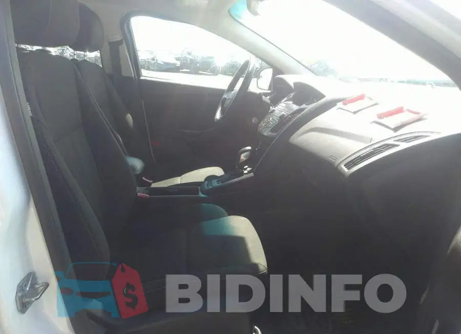 1FADP3F25JL248080 Photo# 5