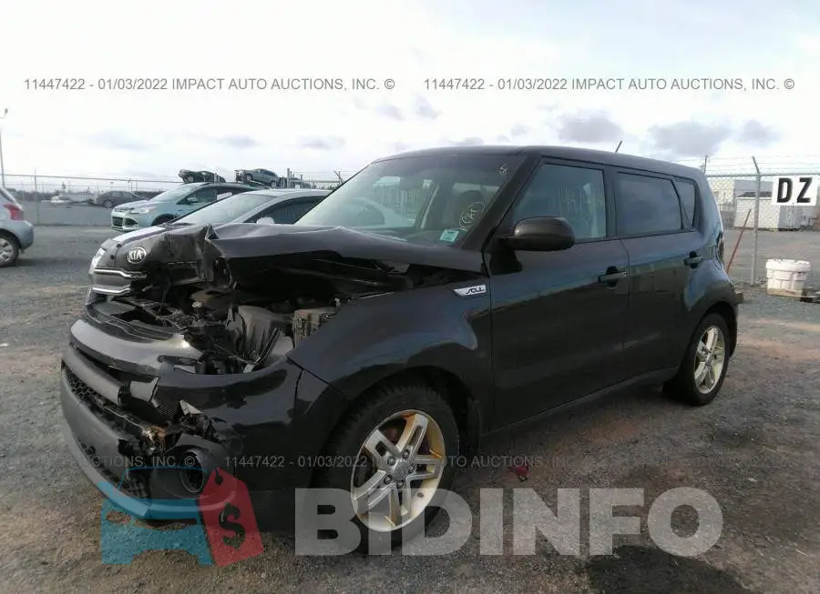 KNDJN2A2XJ7565432 Photo# 2
