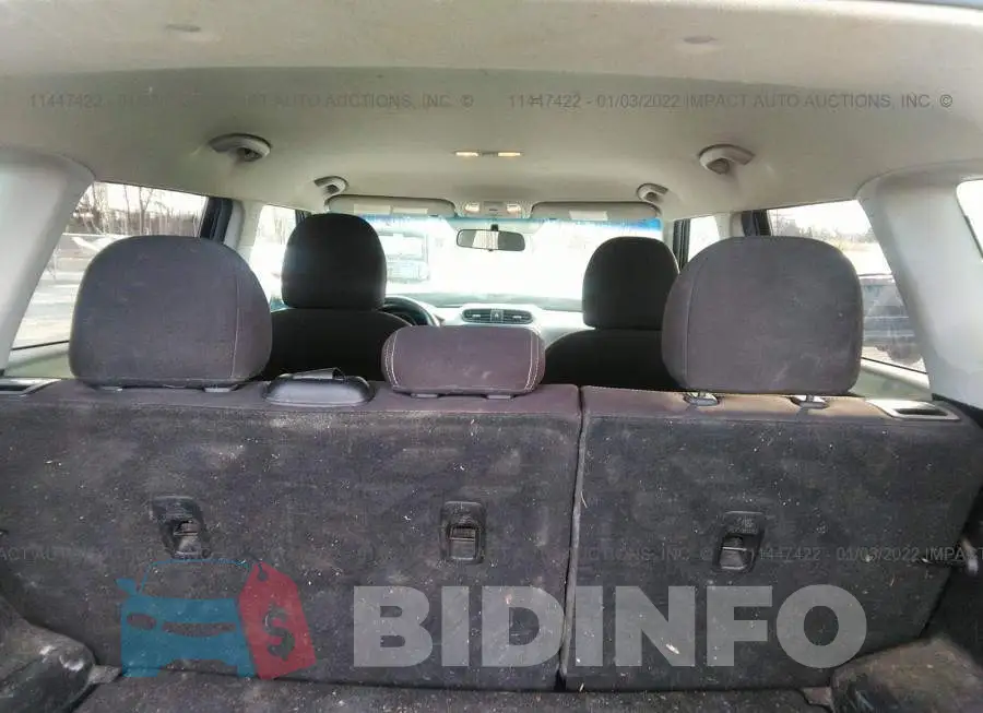KNDJN2A2XJ7565432 Photo# 8