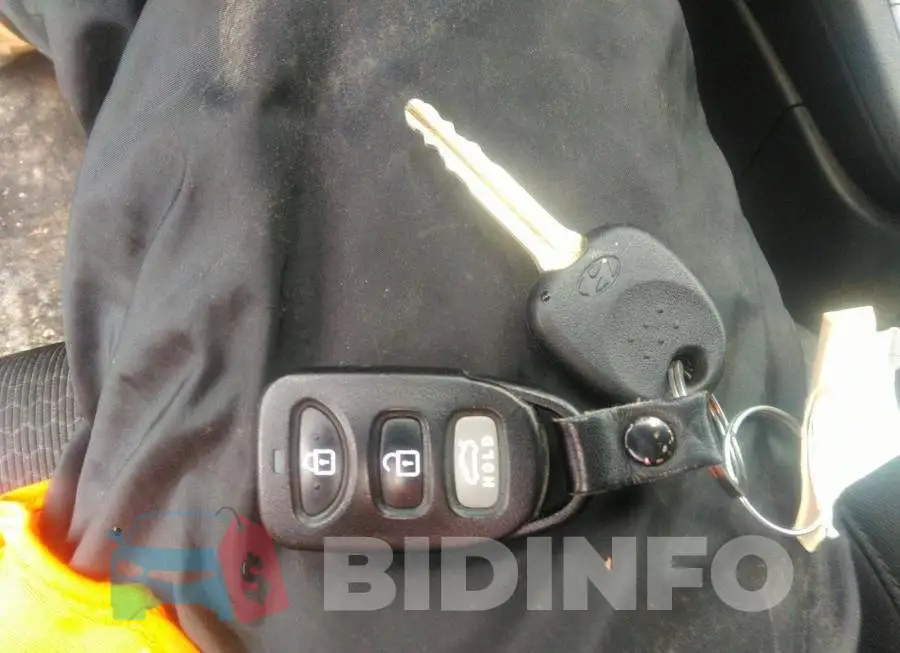 KMHD84LF0JU657226 Photo# 11