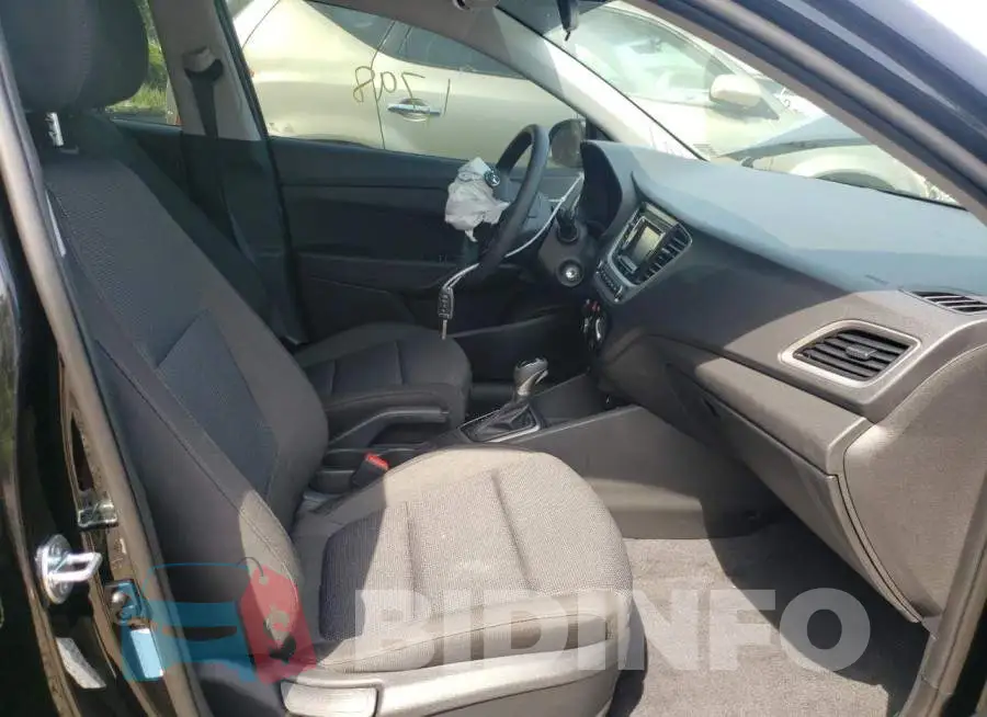 3KPC24A67NE168265 Photo# 5