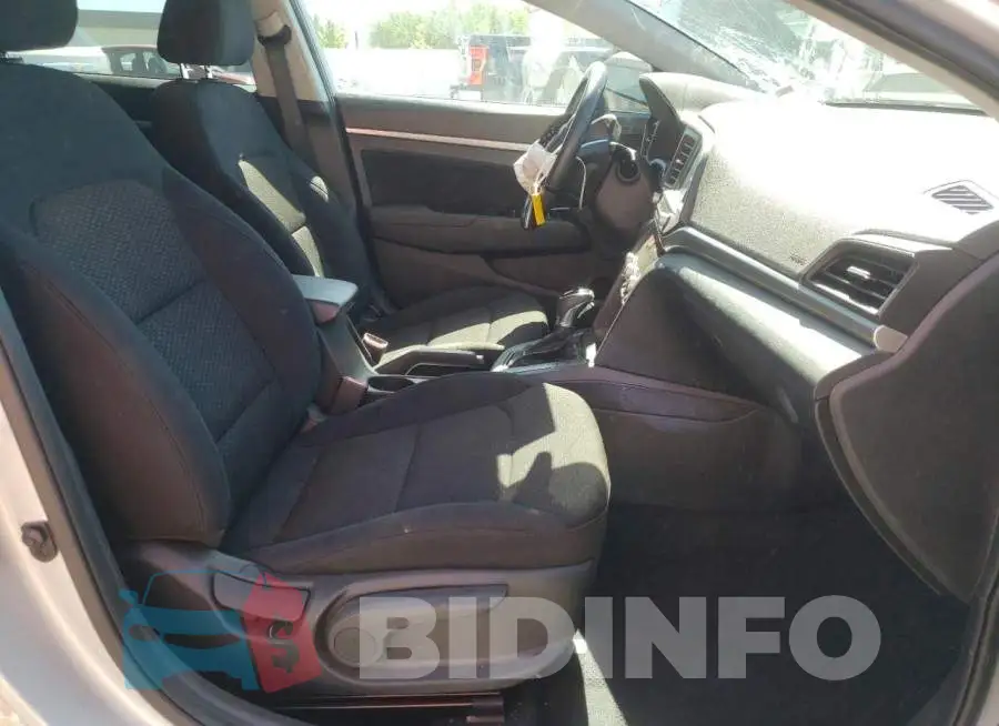 5NPD84LF0LH504542 Photo# 5