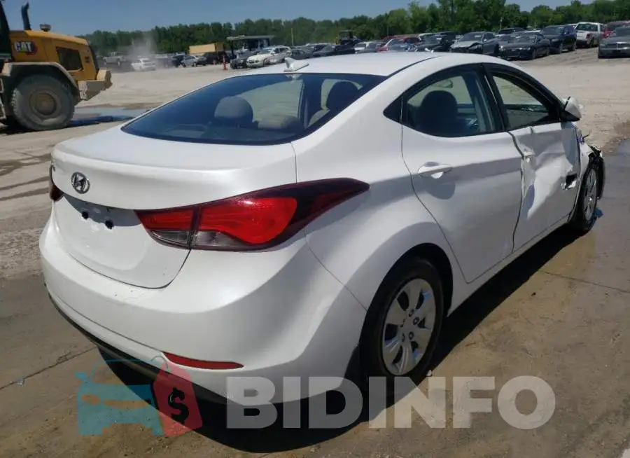 5NPDH4AE8GH668301 Photo# 4