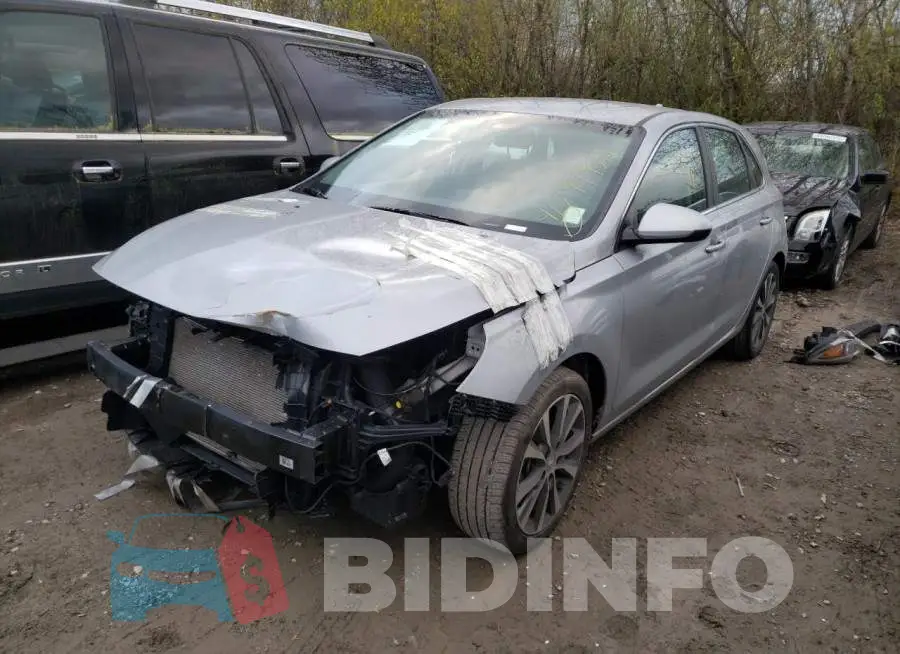 KMHH35LE3LU132774 Photo# 2