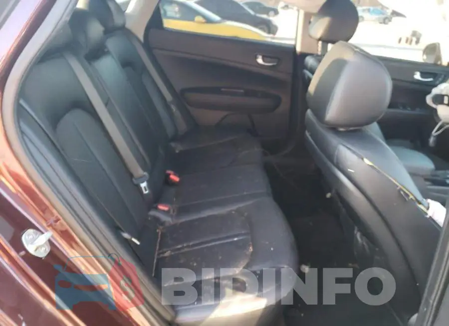 5XXGU4L39JG201542 Photo# 6