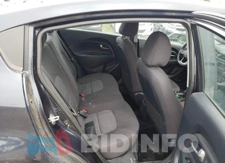KNADM4A32G6603672 Photo# 6