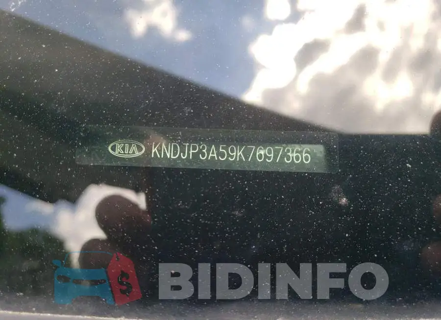 KNDJP3A59K7697366 Photo# 10