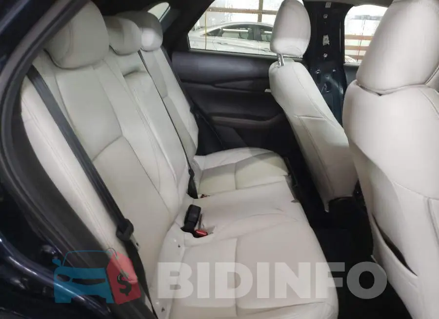 3MVDMBDL3MM211877 Photo# 6