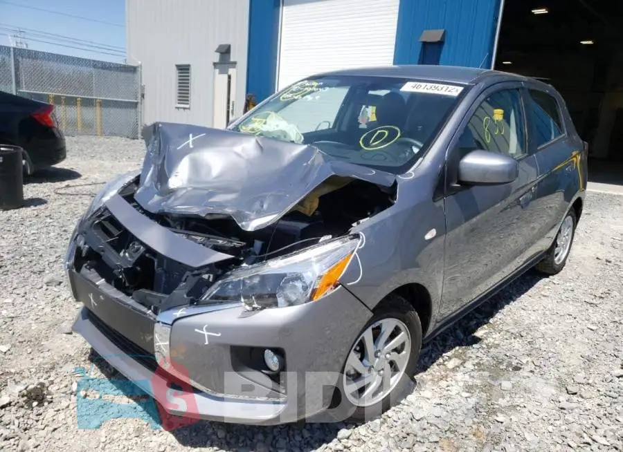ML32AUHJ9NH004697 Photo# 2