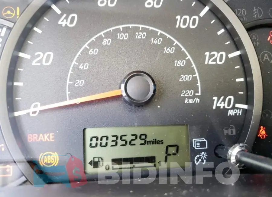 ML32F4FJ9LHF07330 Photo# 8