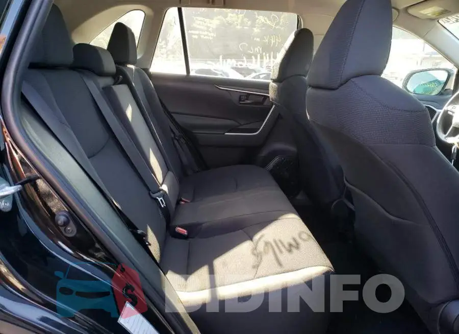 2T3F1RFV8LC100685 Photo# 6