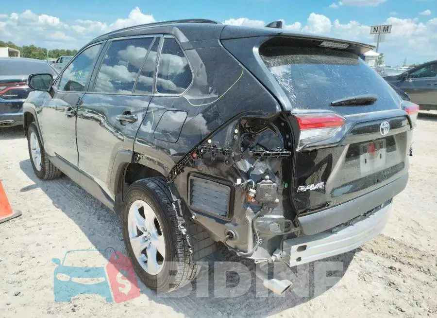 2T3W1RFV1MC104773 Photo# 3