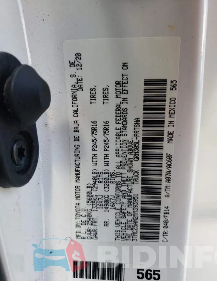 3TMCZ5AN2MM393951 Photo# 10