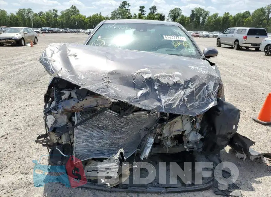 4T1L11BK8LU018382 Photo# 9