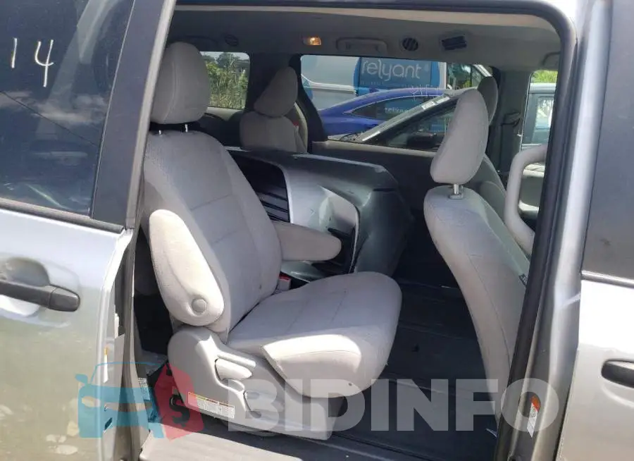 5TDZZ3DCXLS085188 Photo# 6