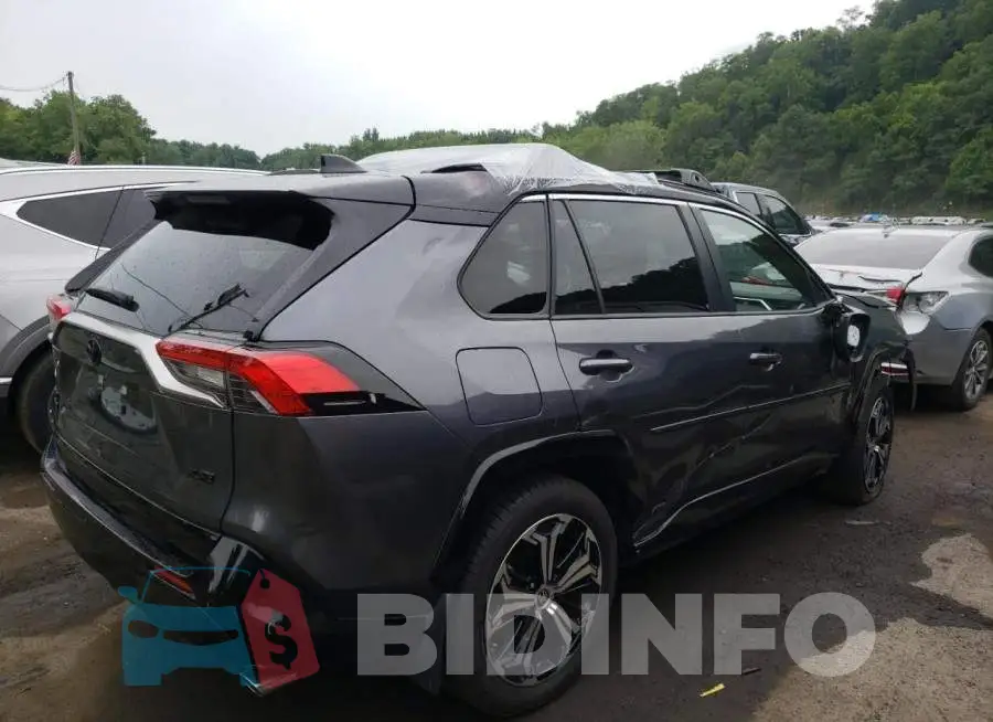 JTMFB3FV5MD068463 Photo# 4