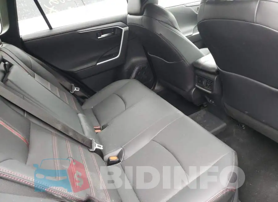 JTMFB3FV5MD068463 Photo# 6