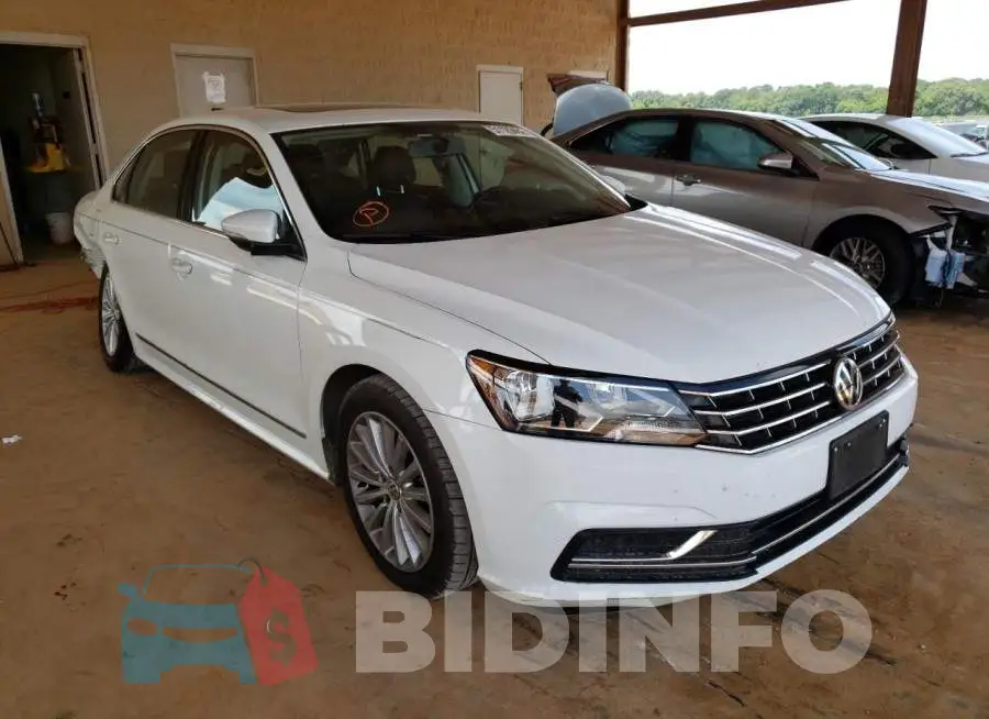 1VWBS7A36GC031215 Photo# 1