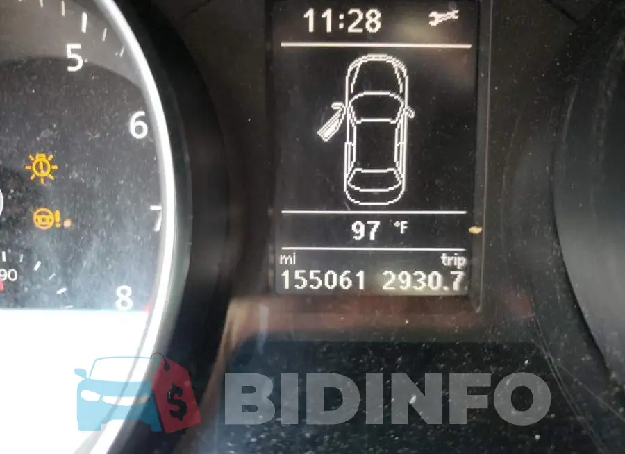1VWDT7A3XHC002761 Photo# 8
